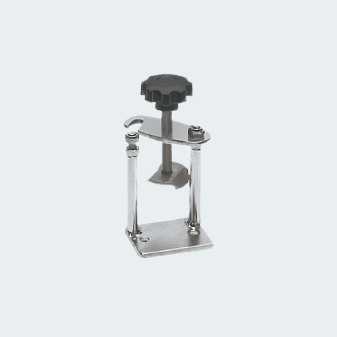 Universal Anchor Locker